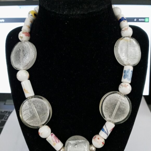 NECKLACE - Picture 1 of 1